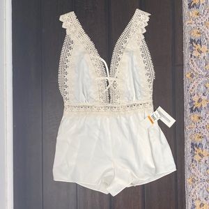 NWT Flora Nikrooz Bridal Romper